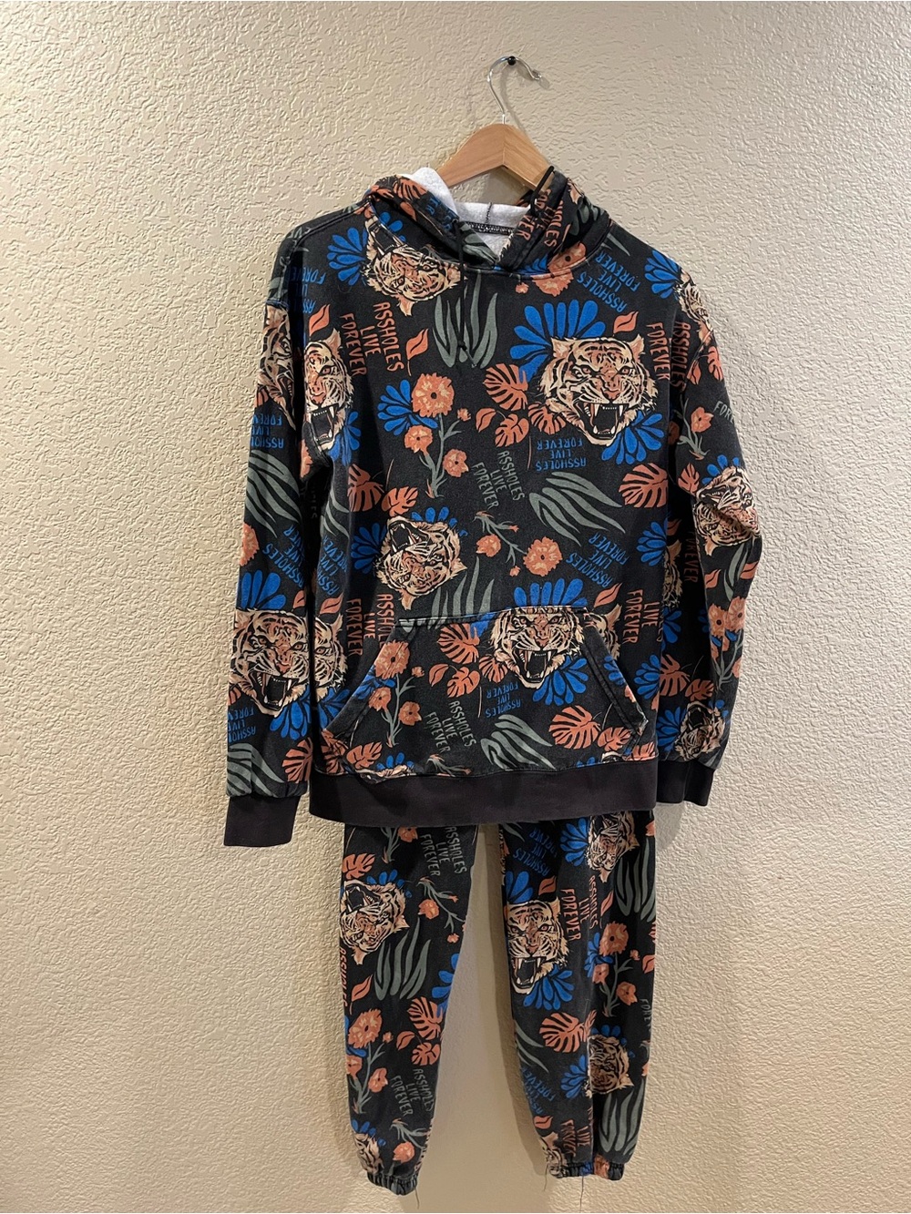 Black Floral & Tiger Print Hoodie Sweater - Women's Crew/Scoop Neck